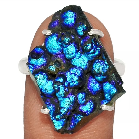 Striking Rare titanium grape chalcedony rings size 8 1/2, 9, 9 1/2 - Picture 3 of 8